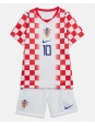 Otroške Nogometnih dresov Hrvaška Luka Modric #10 Domači SP 2026 Kratki rokavi (+ hlače)